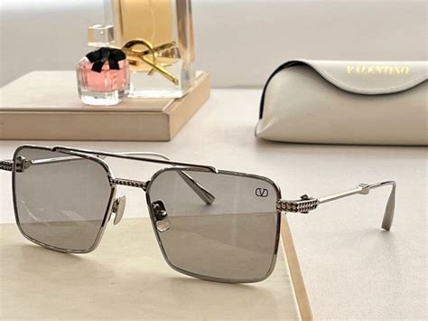 Original Quality VALENTINO